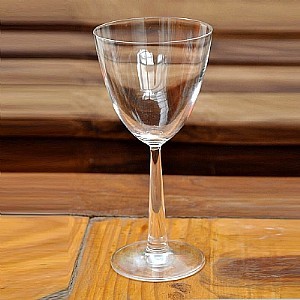 Taça Trend ( Vinho / Martini ) -- 200 Ml Cristal